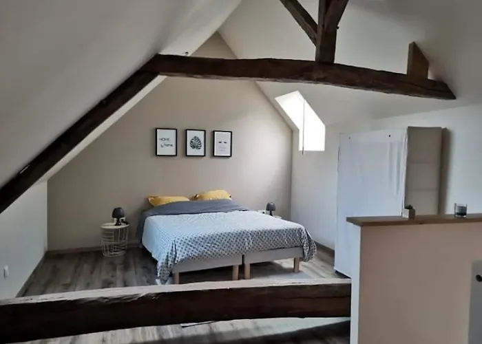 Gite Val De Loire Acces Privatif: 2/4 Personnes